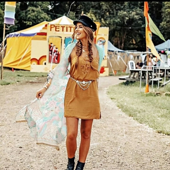 Hp 💖 New boutique Floral Kimono - Picture 2 of 13